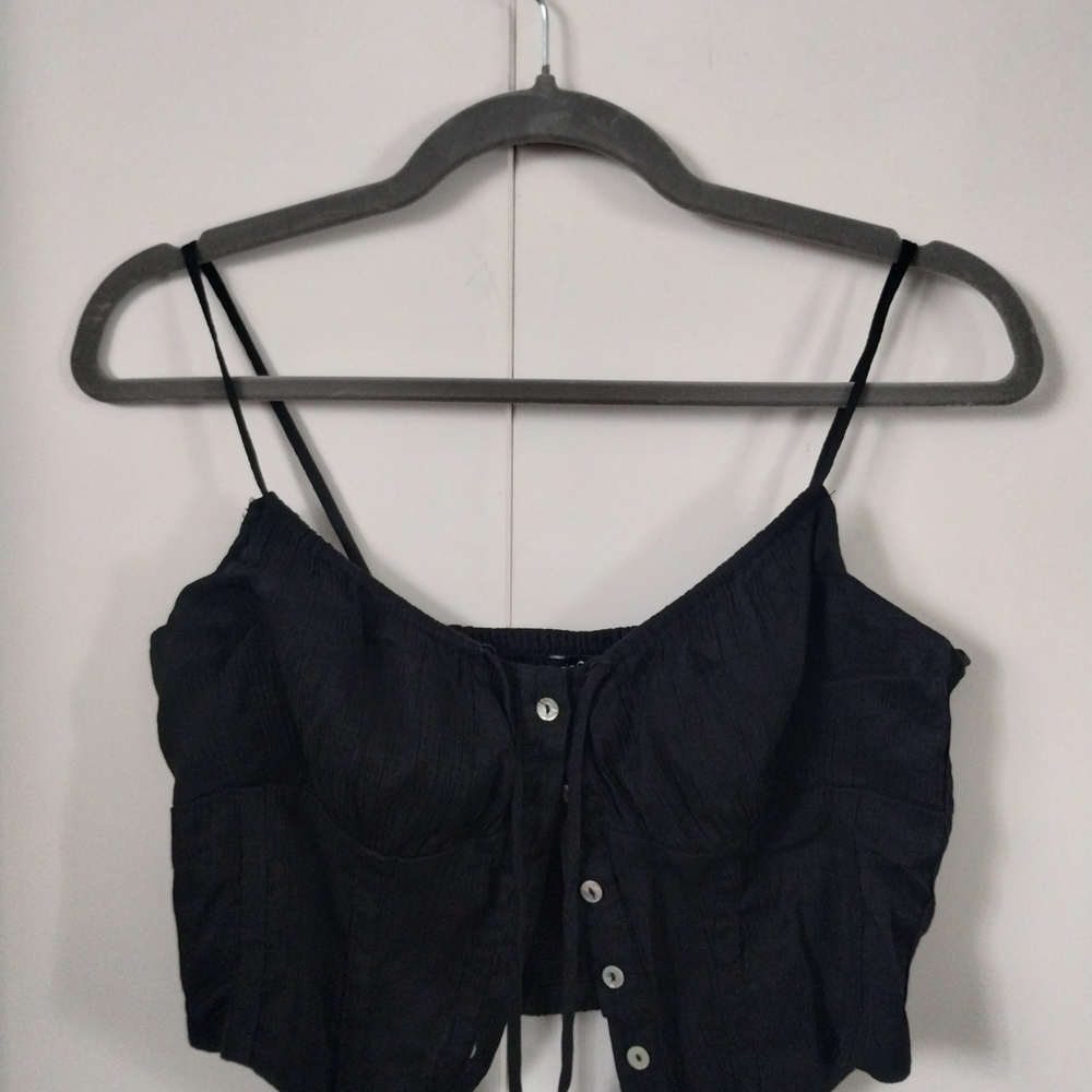 Ghanda Black Button-Front Spaghetti Strap Crop Top